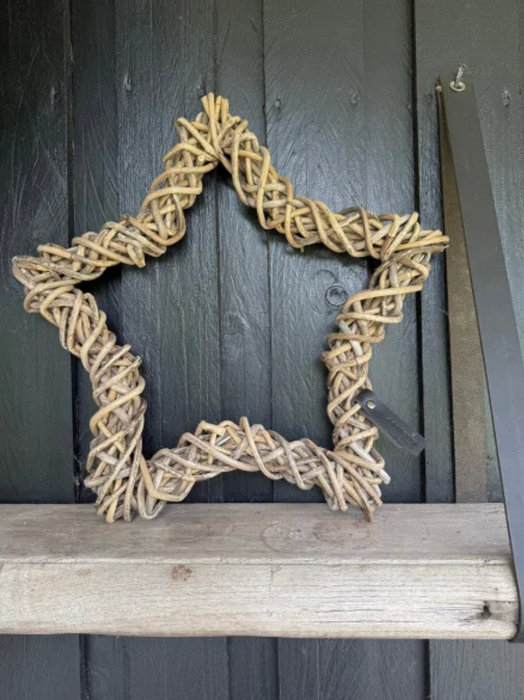 NEU! Stern Rattan