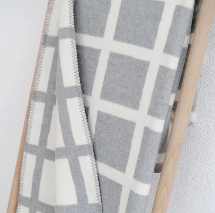 Kuscheldecke VERA grau
